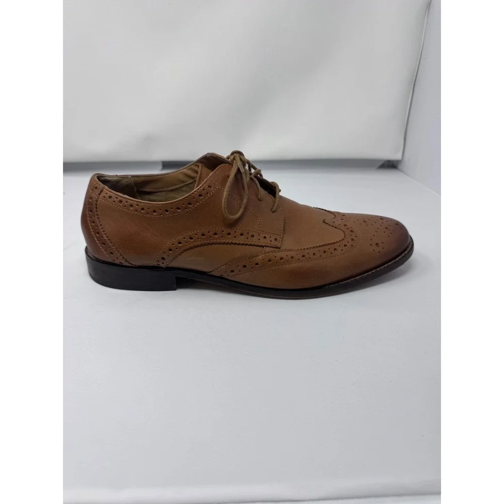 Florsheim wingtip oxford